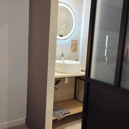 Coliving Des Moulins Sur 3etoiles - Proche De Lyon & Bugey